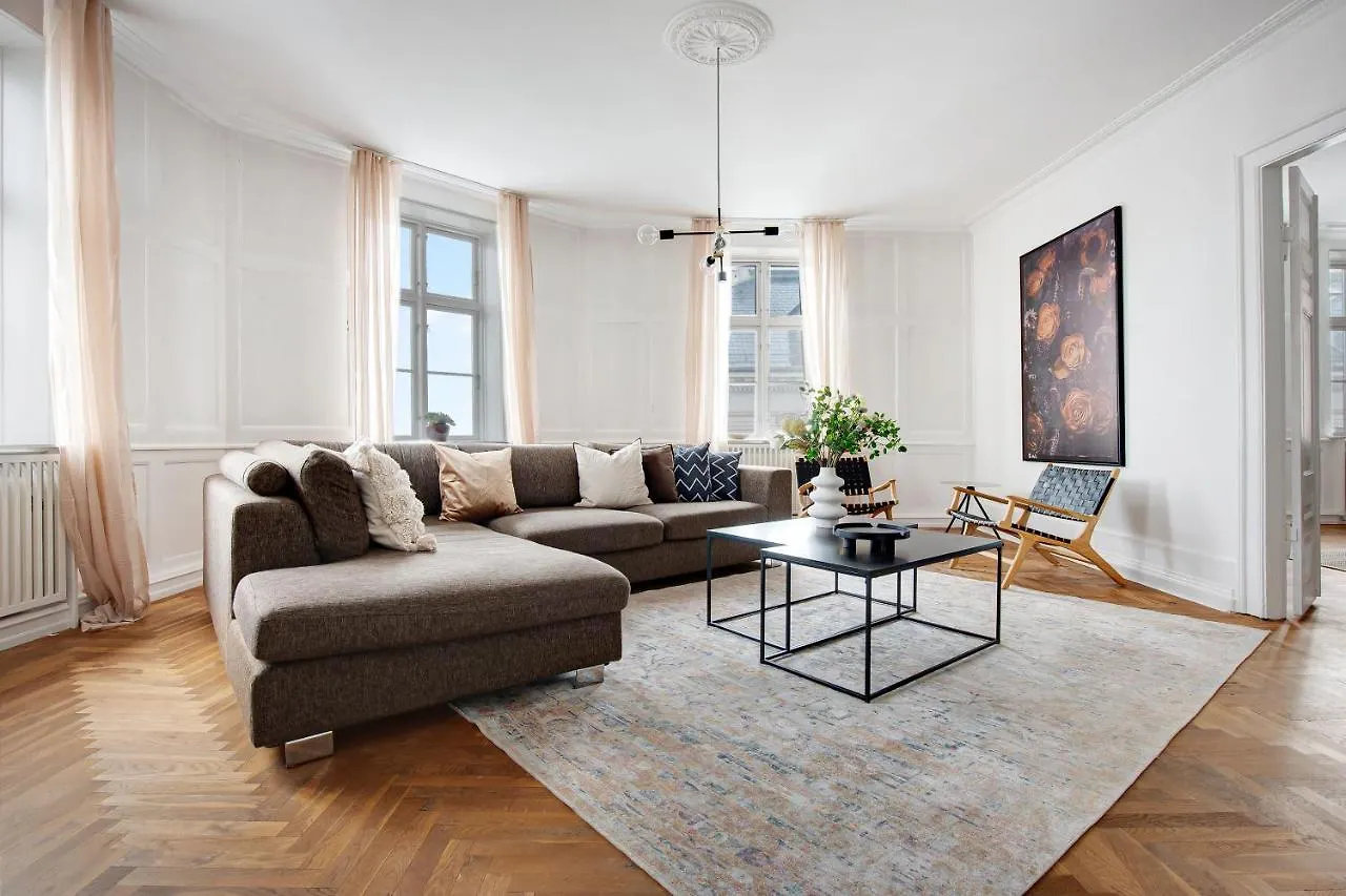 Sanders Square - Spacious Six-Bedroom Apartment Near Amalienborg Kodaň